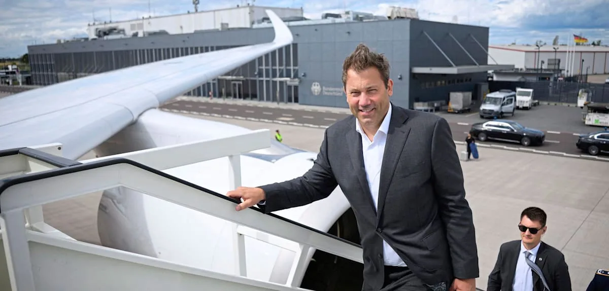 Flugzeugpanne bei Abreise aus den USA – Klingbeil verpasst Kabinettssitzung mit Steuergesetz