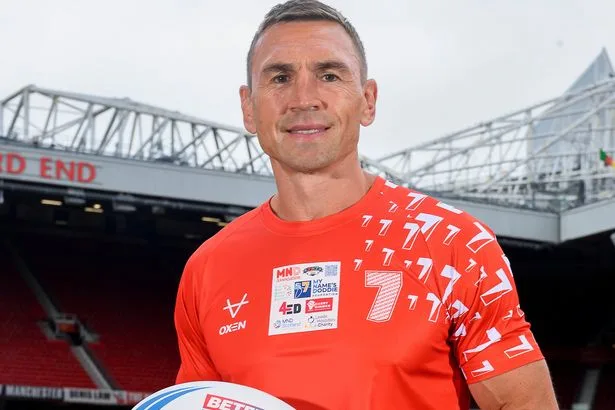 Kevin Sinfield reveals secret MND charity run weapons include ice baths and special pants