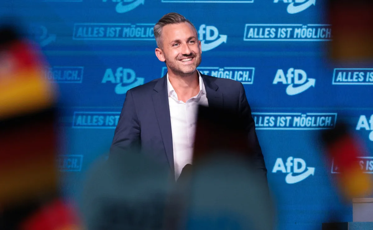 El “hombre más peligroso de Alemania”: quién es el rostro amable de la AfD que inquieta a su propio partido por rodearse de exmilitantes nazis