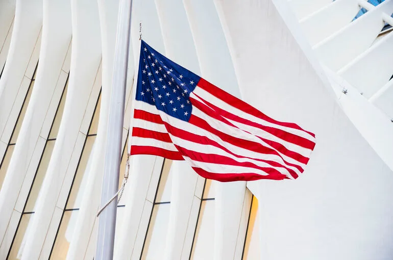 Axios: США передали странам требование «немедленно» прекратить торговлю с Ираном
