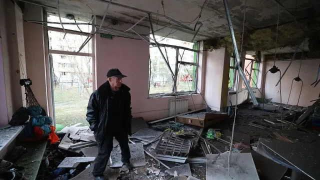 Pelo menos 18 feridos em ataque russo contra Kyiv