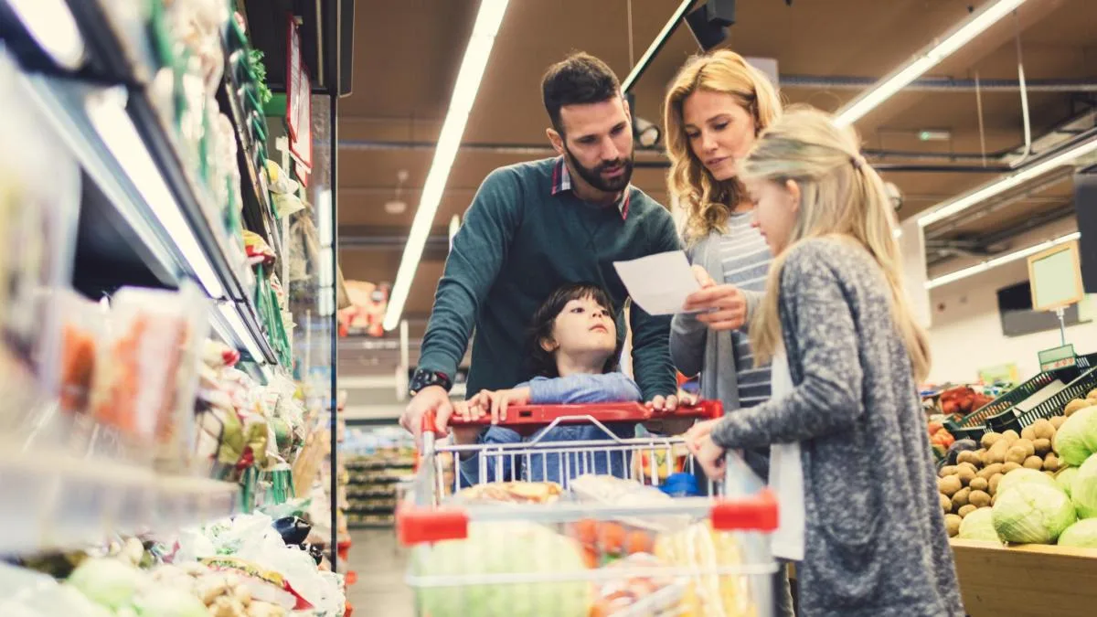 Todo lo que deberías comprar antes de salir de vacaciones para luego no pagar el doble