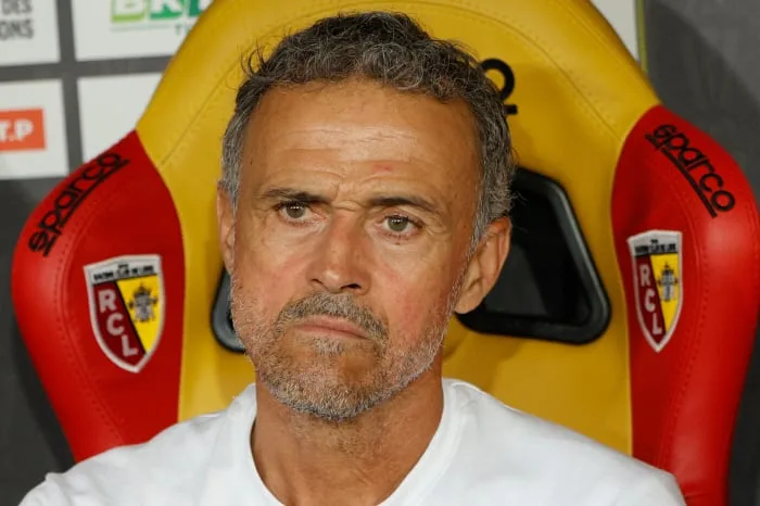 "PSG 싫으면 다른 해결책 찾아!" 루이스 엔리케 분노 폭발…'1억 3000만 파운드 스타' 브래들리 바르콜라 작별 임박