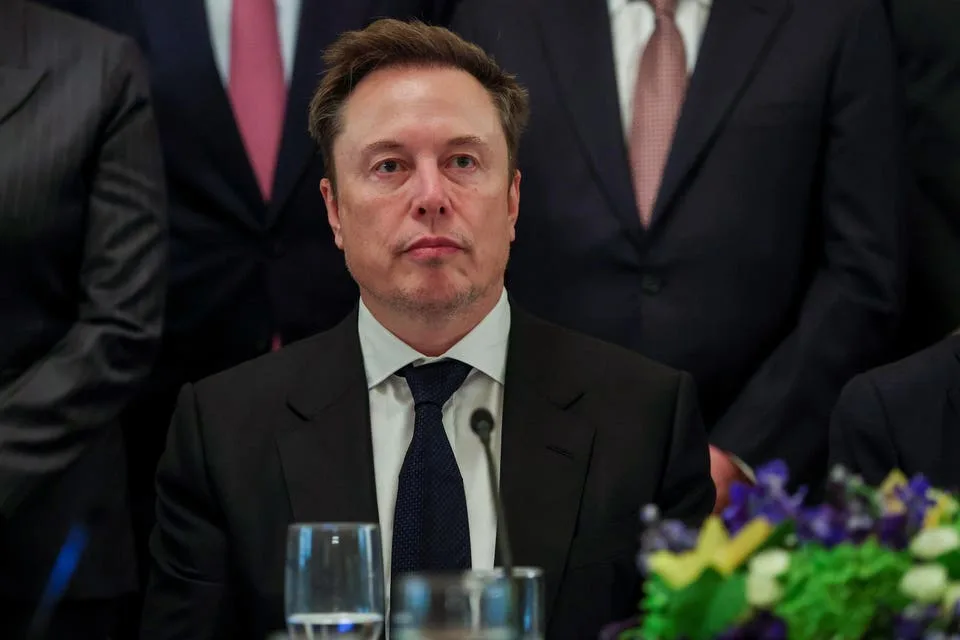 Musk Loses Trillionaire Status As SpaceX And Tesla Drop Wipes Out $36 Billion