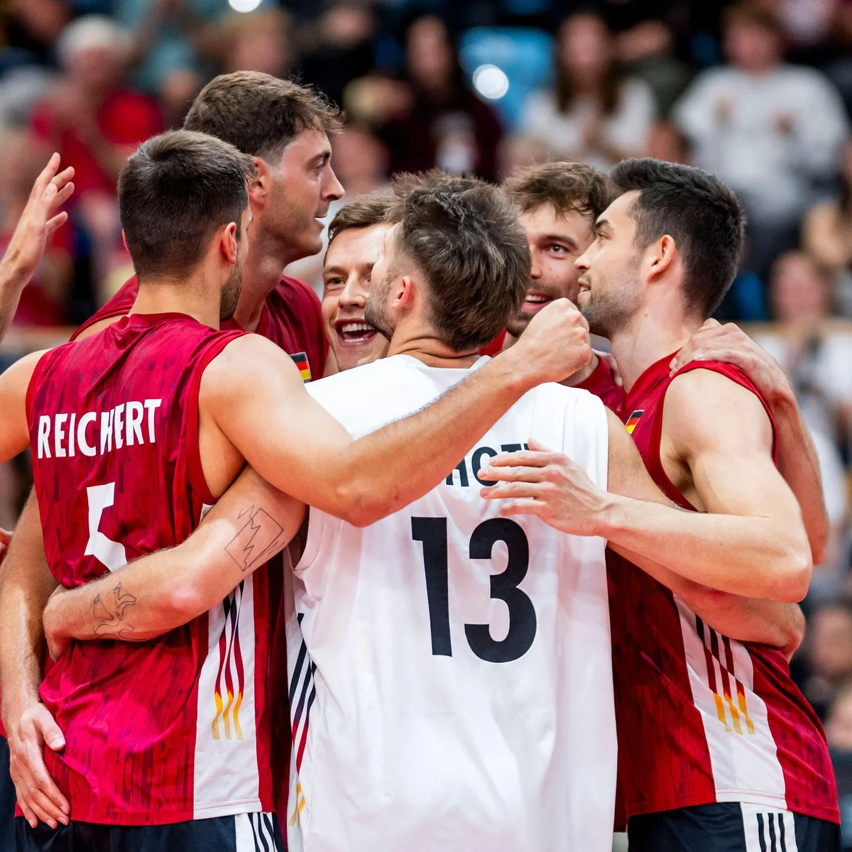 EM in Bulgarien - Deutsche Volleyballer erreichen Viertelfinale