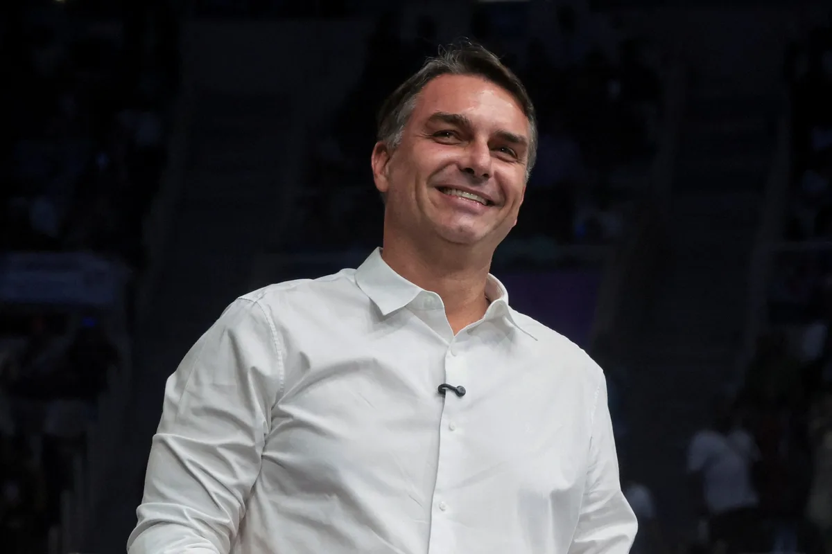 De cara al balotaje, Bolsonaro recibió el apoyo de la mayoría de los líderes del partido más tradicional de Brasil