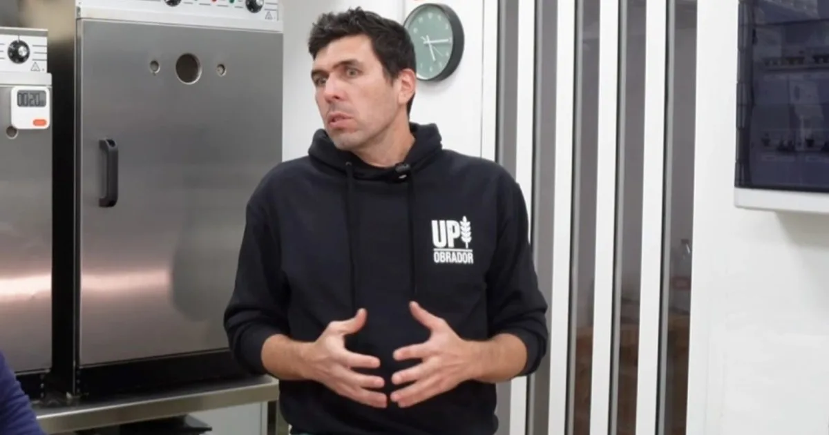Daniel, de ingeniero a panadero: "Empecé con un horno pequeño y ahora facturo 3000 euros al mes desde un garaje"