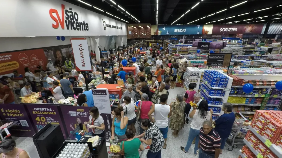 Rede de supermercados oferece 90 vagas de emprego em Campinas; veja como participar