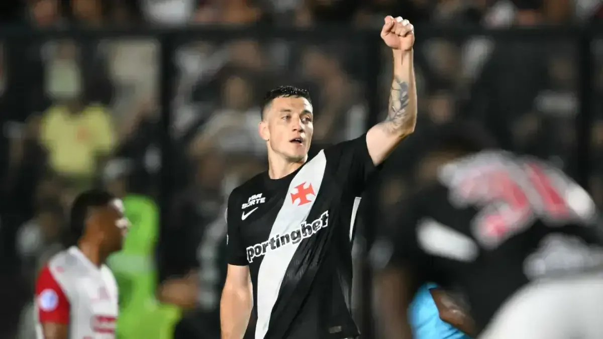 Vasco vence Santa Fe e volta à semifinal da Sul-Americana após 15 anos