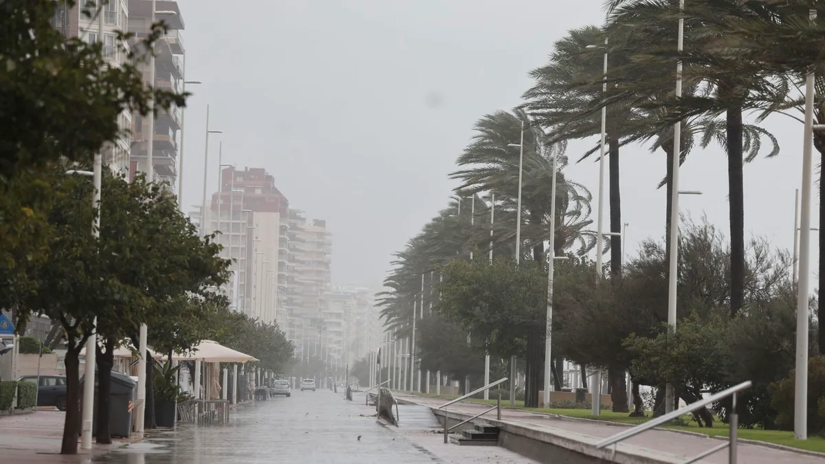 La dana Adam obliga a suspender las clases en Mallorca, Ibiza y Formentera y fuerza el despliegue de la UME