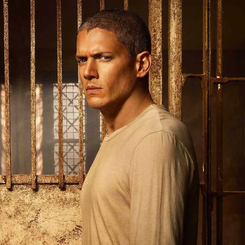 Actualité : Prison Break (Disney+) : deux teasers énigmatiques et un titre pour le reboot de la série culte