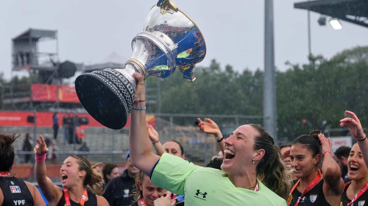 La historia de Cristina Cosentino, la arquera que se vistió de heroína de la final del Mundial