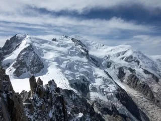 Alpinisme. Leur cordée les lâche, deux hommes retrouvés morts après une chute dans les Alpes