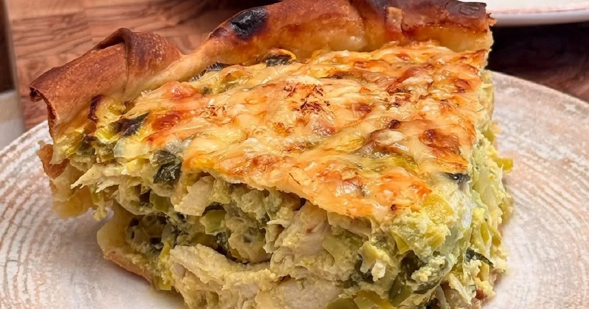 Tarta de pollo y puerro: cremosa, nutritiva y económica