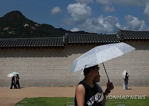 북태평양고기압 영향 무더위 지속…한낮 28∼36도