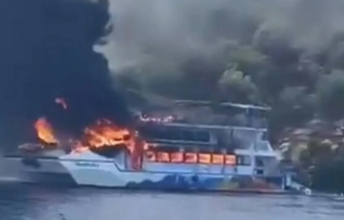 Turquie : Onze personnes hospitalisées après un violent incendie sur un bateau pour enfants