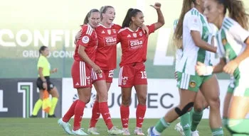 LC feminina. Prova arranca com candidatos reforçados e Benfica em busca de pontos