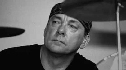 Novo documentário do Rush se despede de Neil Peart, um rei do rock — e um grande amigo