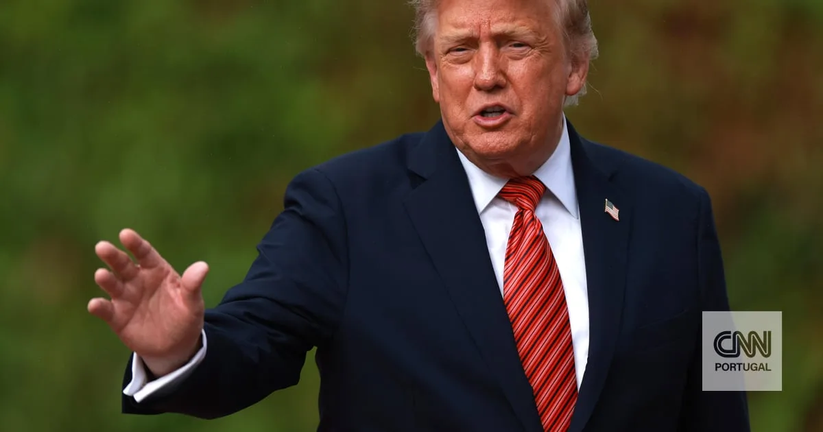 "Têm razão, e nós também os espiamos": Trump desvaloriza alegado fornecimento de informações chinesas ao Irão