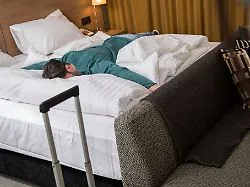 Fragen aus dem Arbeitsrecht: Krank im Urlaub: So holen Sie sich die Urlaubstage zurück