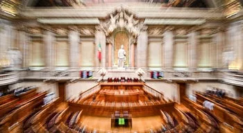 Qualidade do regime político em Portugal está a cair