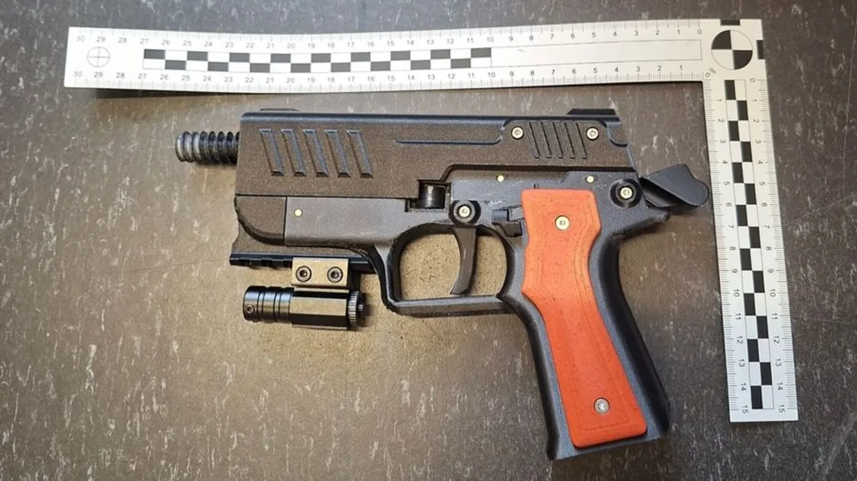 Nordrhein-Westfalen: Polizei beschlagnahmt mehrere Schusswaffen aus 3D-Drucker