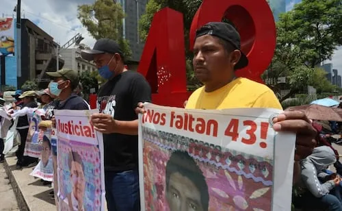 Caso Ayotzinapa: Sheinbaum espera expertos para revisar investigaciones; busca avanzar en "la verdad y la justicia"