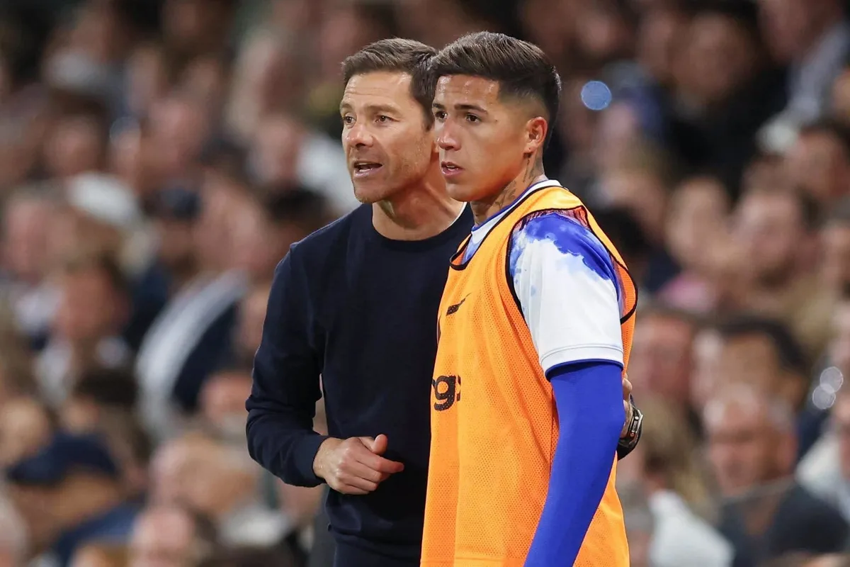 Xabi se ‘carga’ a Enzo: “Fue decisión mía y del club”