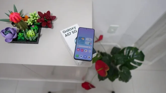 Galaxy A57 de 256 GB está com desconto e se torna novo rei do custo-benefício