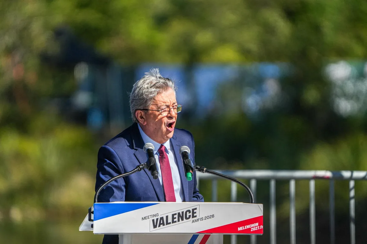 Mélenchon s’en prend aux préfets et s’attire les foudres de Nuñez, Retailleau et Le Pen