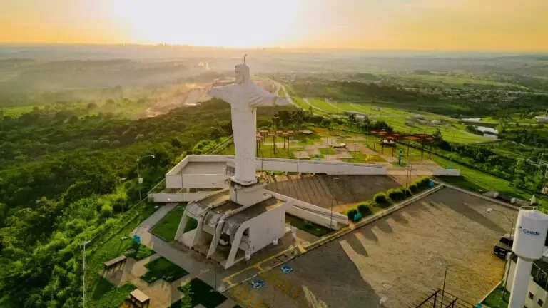 ‘Cristo in Concert’: Senador Canedo terá concerto gratuito de violinos ao pôr do sol