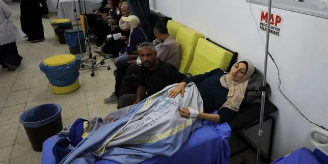 « Nous sommes contraints d’utiliser le même cathéter 20 ou 30 fois » : à Gaza, pénuries et évacuations entravées mettent les malades en danger