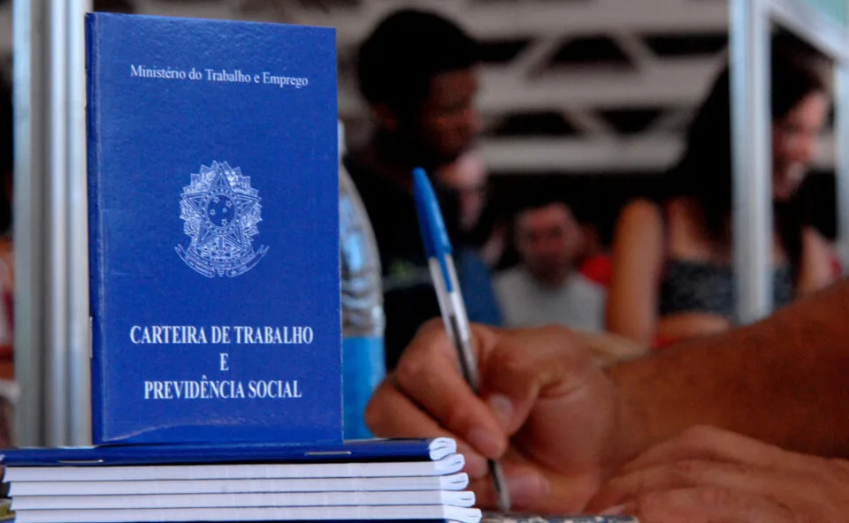 Como vai funcionar o fim da escala 6×1? Saiba quando nova jornada de trabalho passa a valer