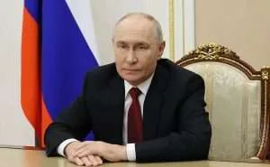 Putin llega a Turkmenistán para cumbres de la CEI y el Caspio