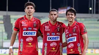 Tres juveniles hacen su debut oficial con el Caracas FC