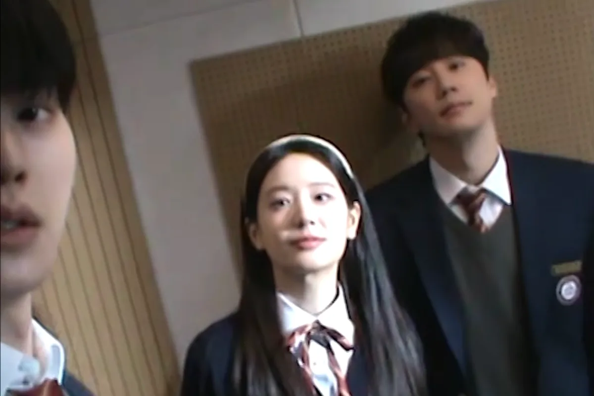 Watch: Song Kang, Lee Jun Young, And Jang Gyuri Create Fond Memories In Nostalgic “Four Hands, Two Sonatas” Teaser