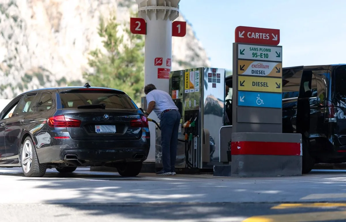 Prix des carburants : L’État, les raffineurs ou les distributeurs… Qui se rince sur le dos des automobilistes français ?
