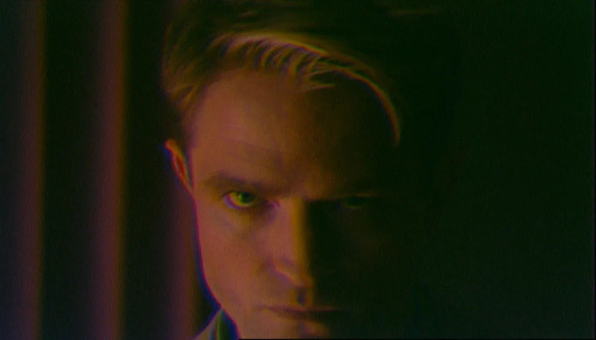 « Primetime » : quand Robert Pattinson devient un traqueur de pédocriminels en ligne