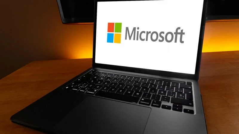"Un vol stupéfiant d'une ampleur sans précédent": un cadre de Microsoft s'inquiétait de la copie d'articles de presse pour alimenter l'IA
