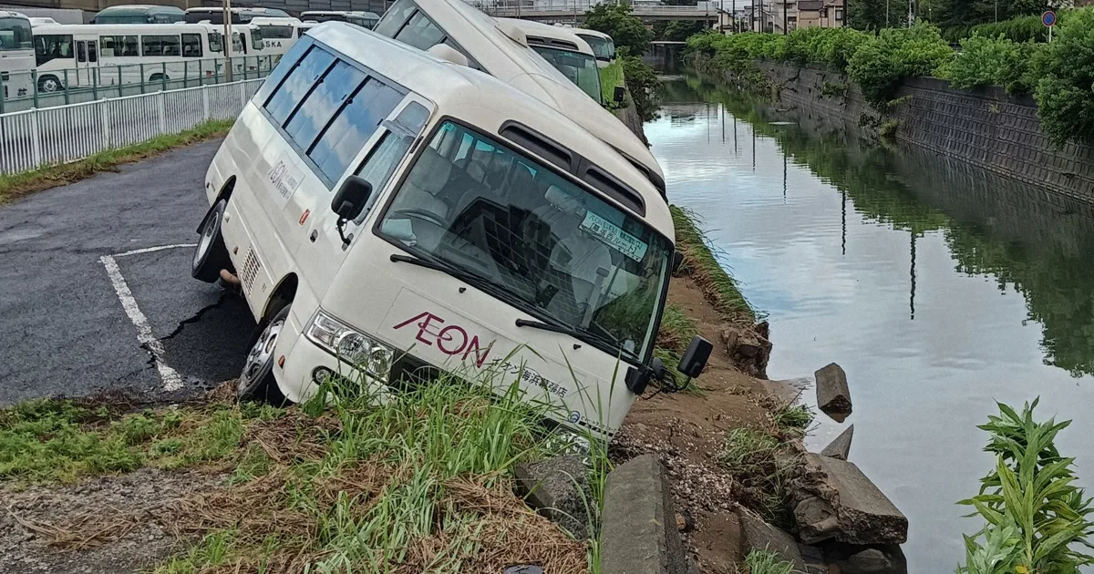 千葉の記録的大雨 動けない放置車両は計1200台 交通障害も