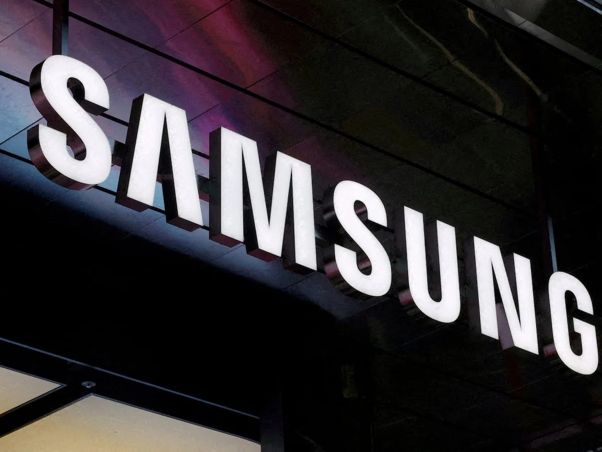 WATCH | What’s driving South Africa’s premium smartphone market?