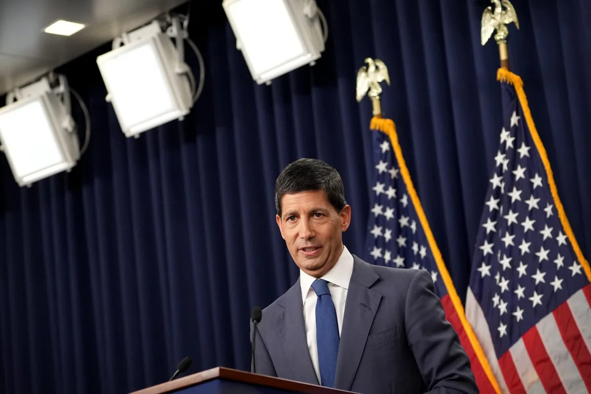 Treasury rushes into bond market as Fed minutes show many governors want to hike rates, not cut