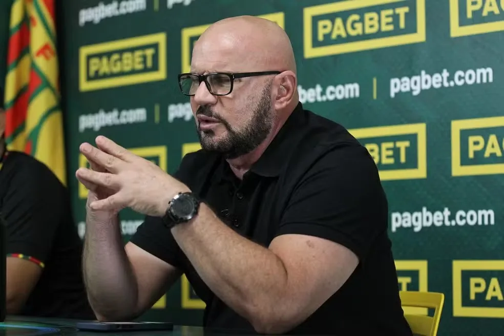 Frota admite foco na disputa política no clube, atualiza situação Amorim e Ramos e projeta 2027: “Temos tempo”
