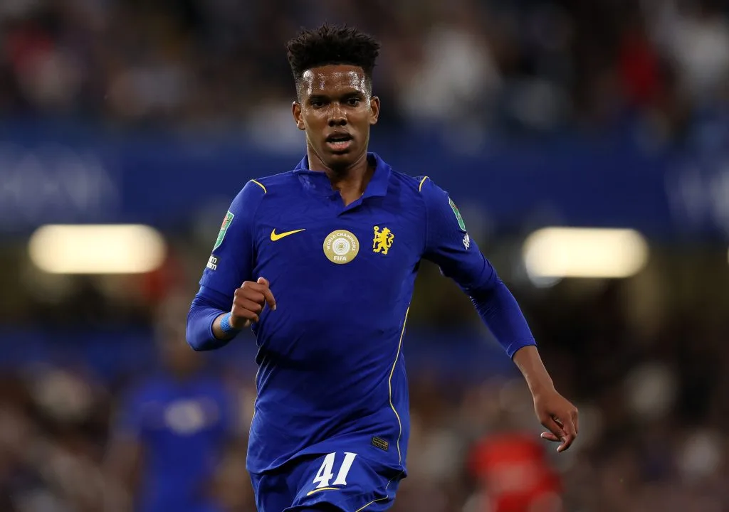 Estêvão valoriza retorno à Seleção Brasileira e evita polêmica com técnico do Chelsea