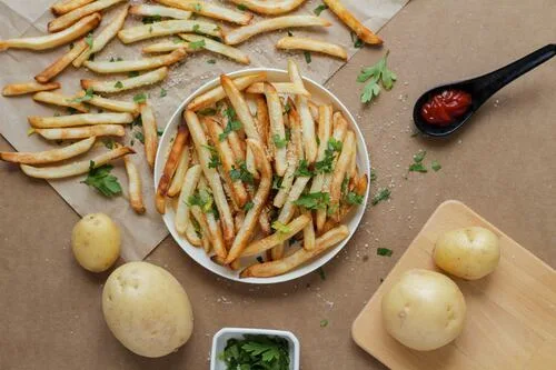El secreto para hacer papas fritas crujientes en casa