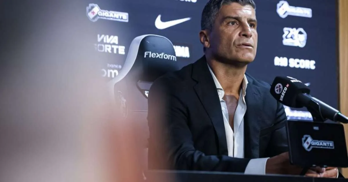 Pedro Emanuel projeta Vasco x Palmeiras e manda recado forte