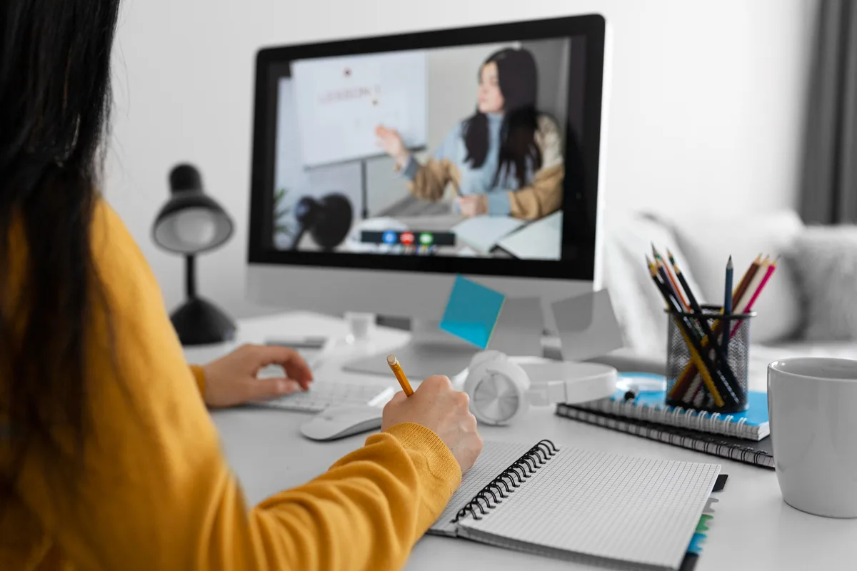 Mais de 800 vagas no ES em cursos on-line de qualificação profissional de graça