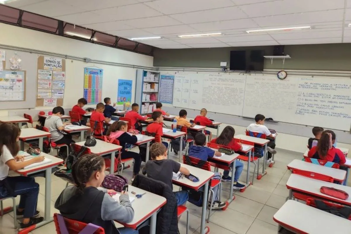 Escolas da rede estadual de SP recebem matrículas para o ano letivo de 2027