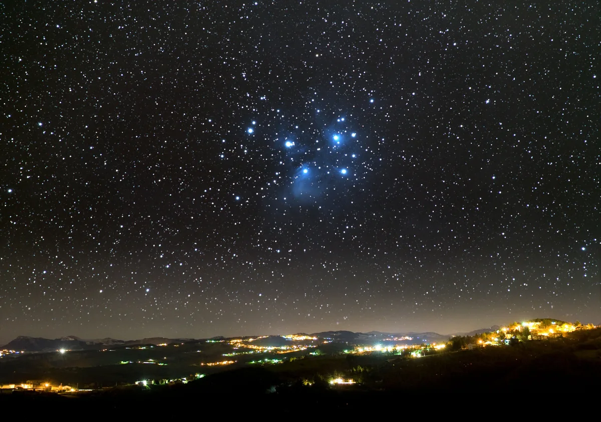 The Diamond Moon and Other Astronomical Events to See in September 2026