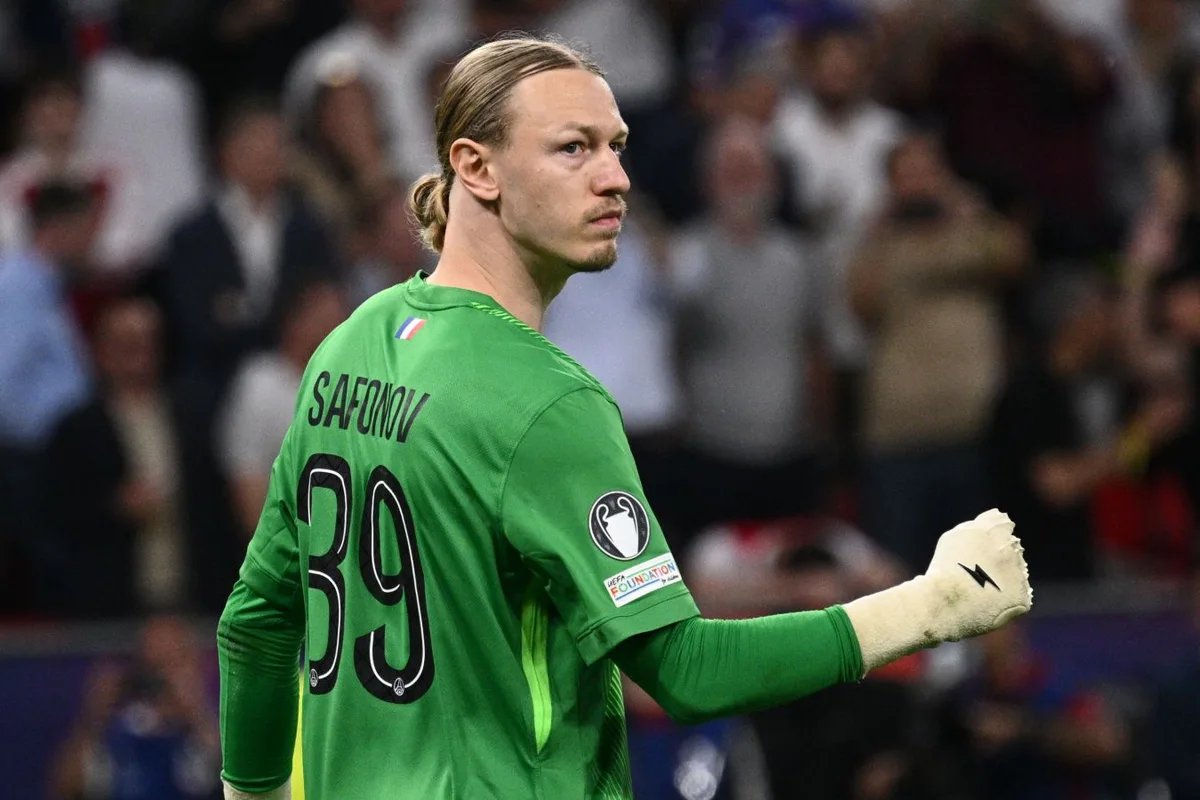 Матвей Сафонов вошёл в десятку лучших вратарей мира по версии ESPN